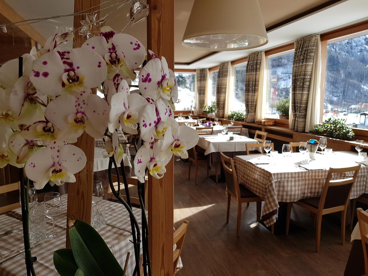 Hotel Pedretti Бранци Екстериор снимка