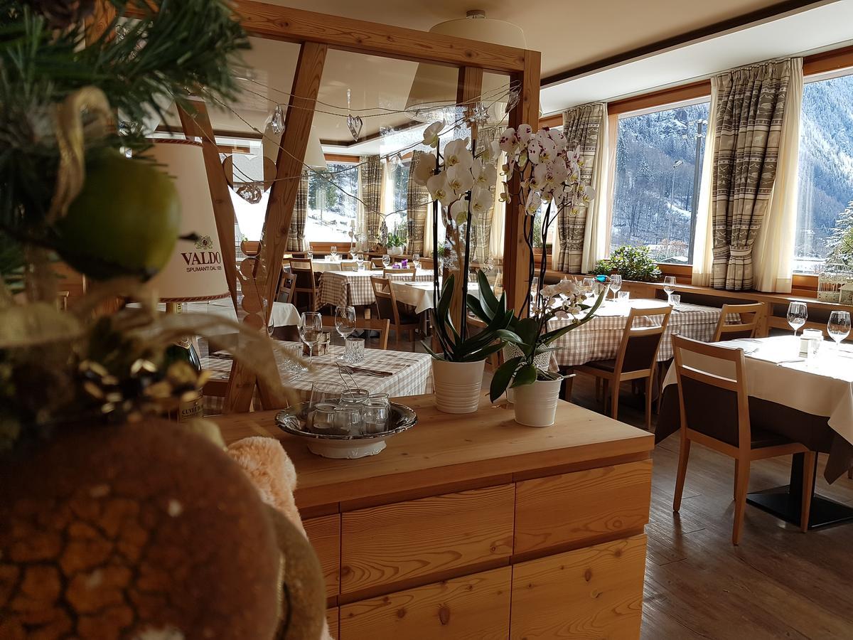 Hotel Pedretti Бранци Екстериор снимка