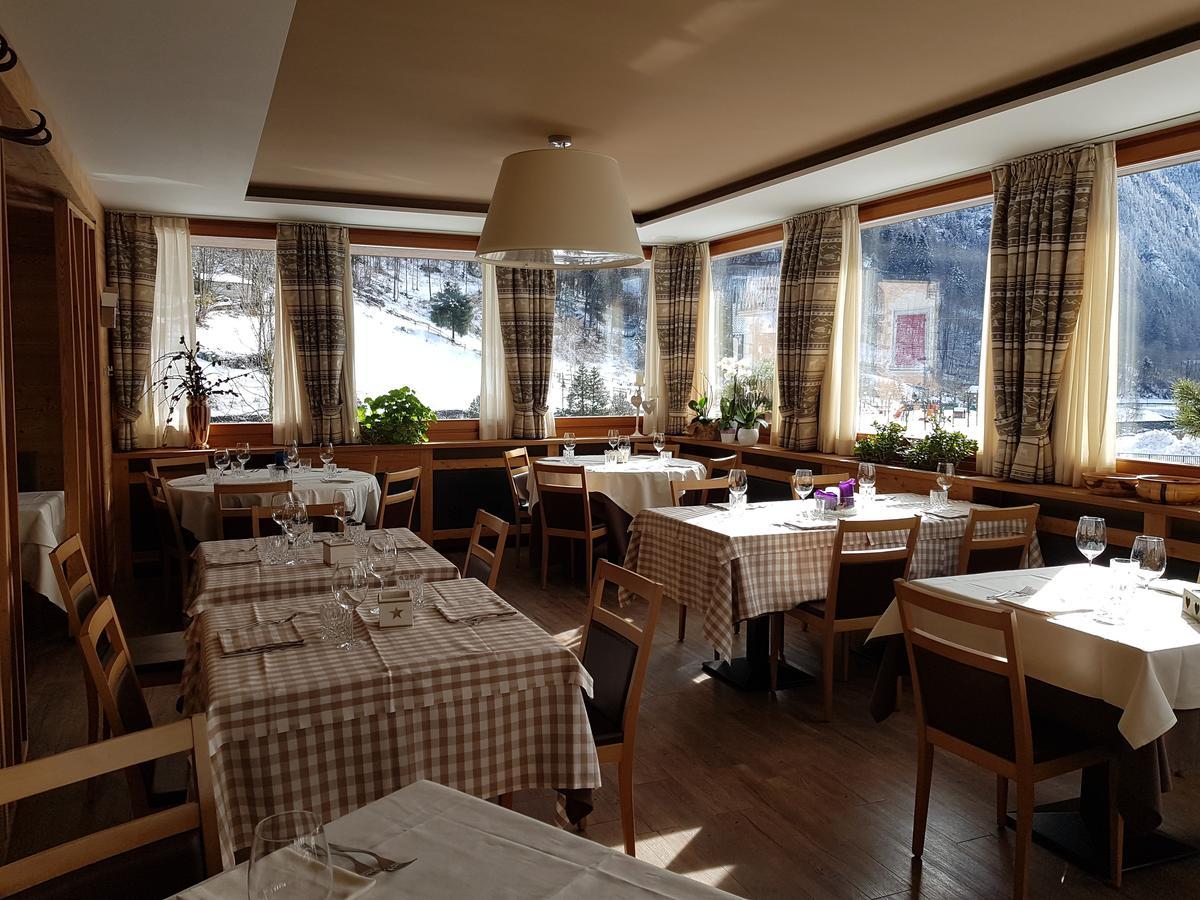 Hotel Pedretti Бранци Екстериор снимка