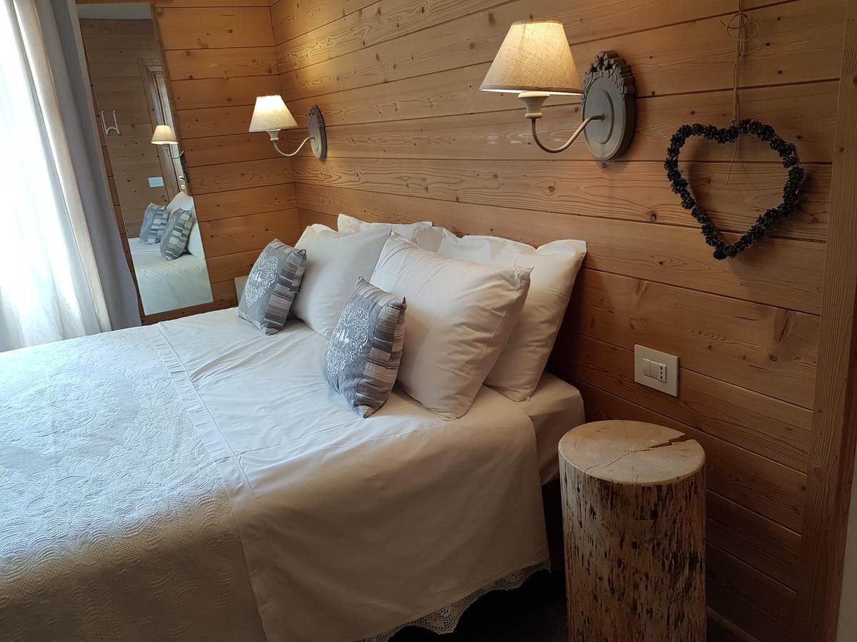 Hotel Pedretti Бранци Екстериор снимка