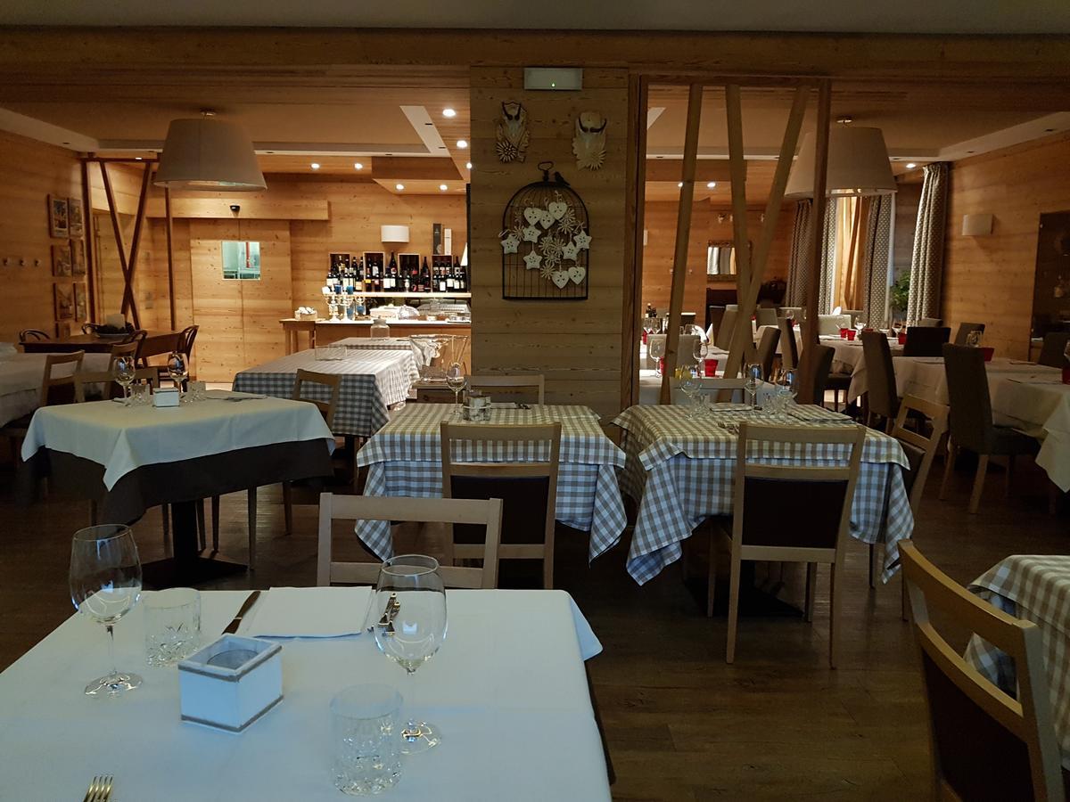 Hotel Pedretti Бранци Екстериор снимка