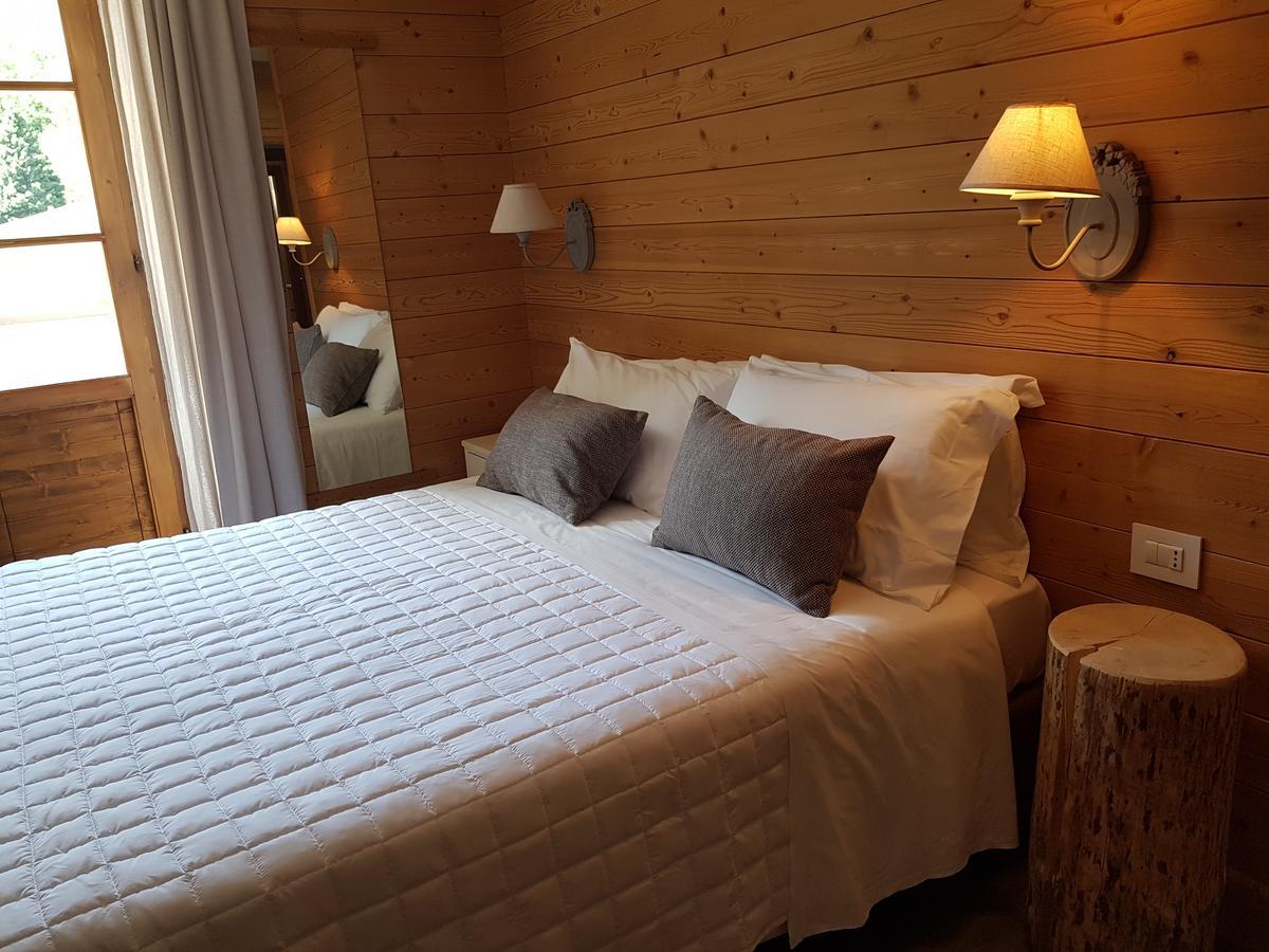 Hotel Pedretti Бранци Екстериор снимка